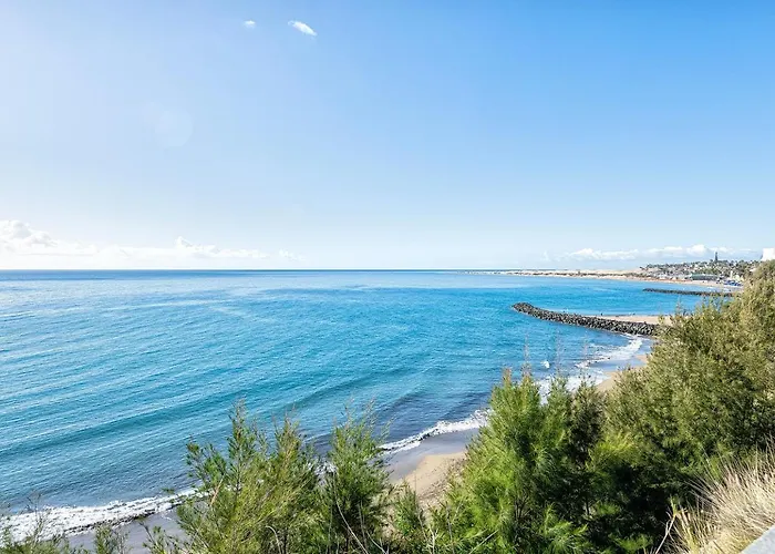 A Pie Del Mar 普拉亚戴尔雷安格莱斯